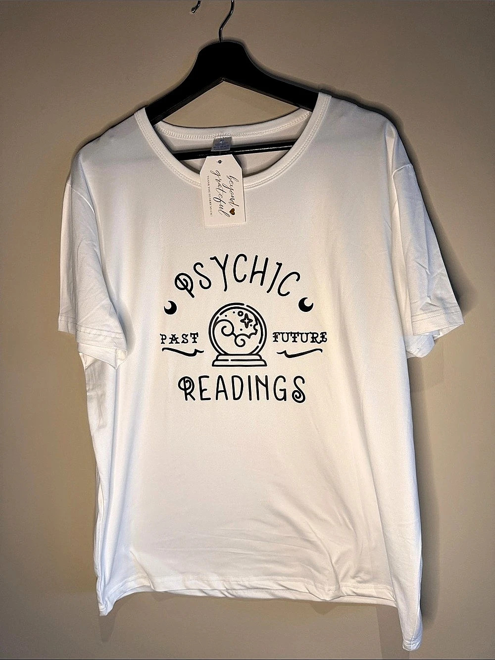 Psychic Readings Graphic Tee White XL NWT